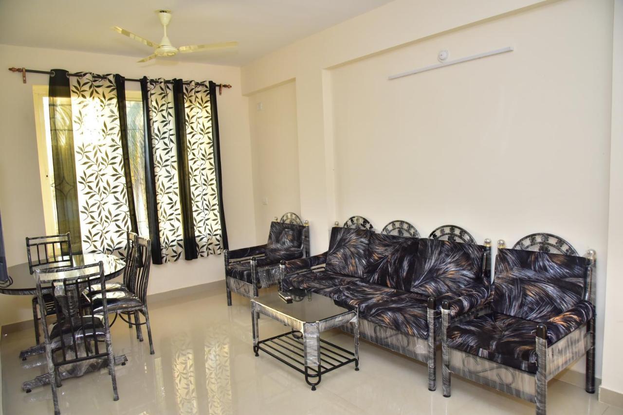 Fieldstone Lovely 2 Bhk Ac Apartment Talaulim ภายนอก รูปภาพ