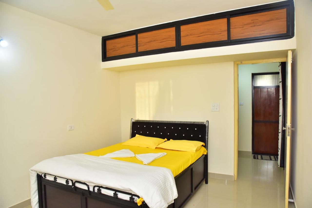 Fieldstone Lovely 2 Bhk Ac Apartment Talaulim ภายนอก รูปภาพ
